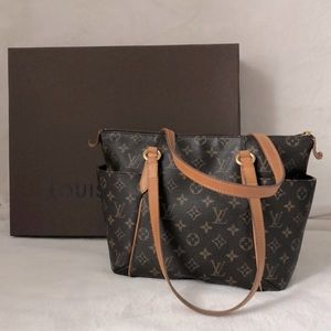 Discontinued Louis Vuitton Totally PM